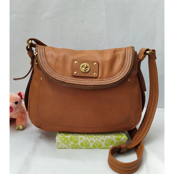 Marc by Marc Jacobs Natasha Cognac Brown Leather Zipper Closure Crossbody Bag - Picture 1 of 16